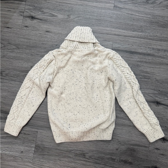 🧶 H&M Kids Cream Cable Knit Shawl Collar Sweater – Size 6/7 - Picture 2 of 4